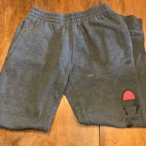 Champion sweats youth size medium
